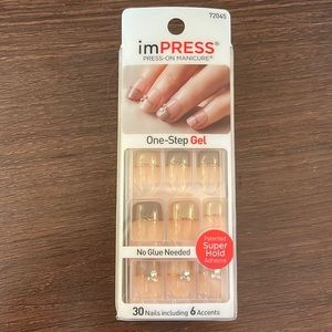 NWT: ImPress One-Stop Gel Manicure Press-on Nails, short cream tan French tips